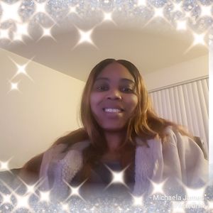 Meet your Posher, Michaela